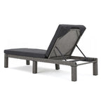 Luxury Outdoor Wicker Lounger