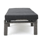Luxury Outdoor Wicker Lounger