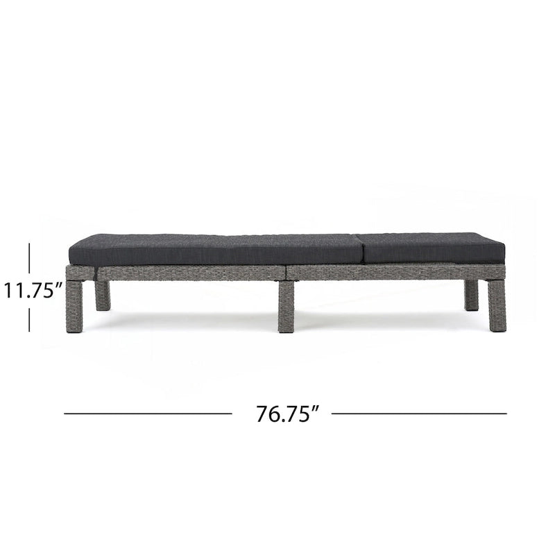 Luxury Outdoor Wicker Lounger