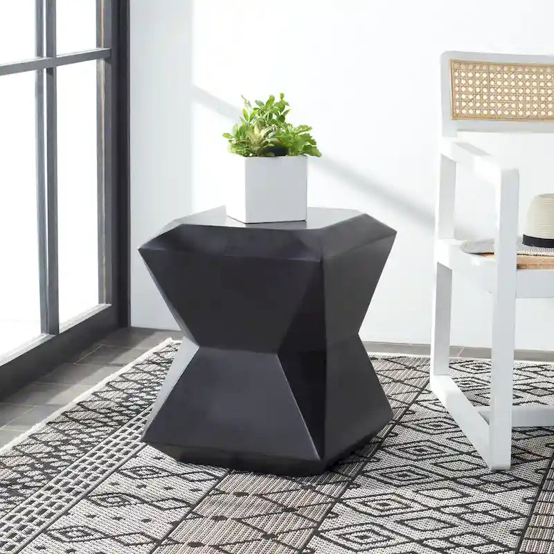 SAFAVIEH Outdoor Swaantje Concrete Accent Stool - 14.96 W x 14.96 L x 18.11 H - 15Wx15Dx18H