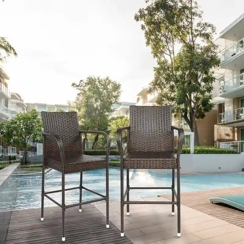 Outdoor 2-Piece Brown Rattan Bar Stools Wicker High Bar Chairs