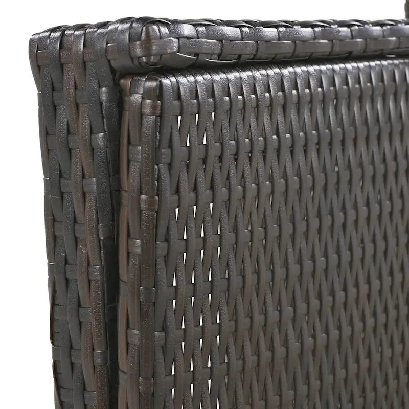 Outdoor wicker chaise lounge set, 2 pieces