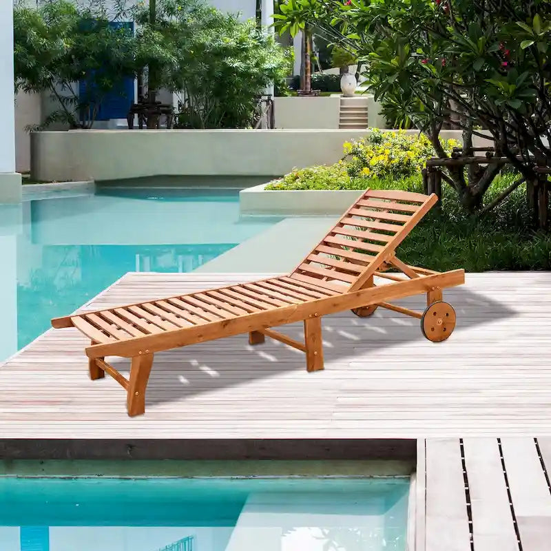 Outdoor Folding Chaise Lounge Chair Recliner with Wheels
