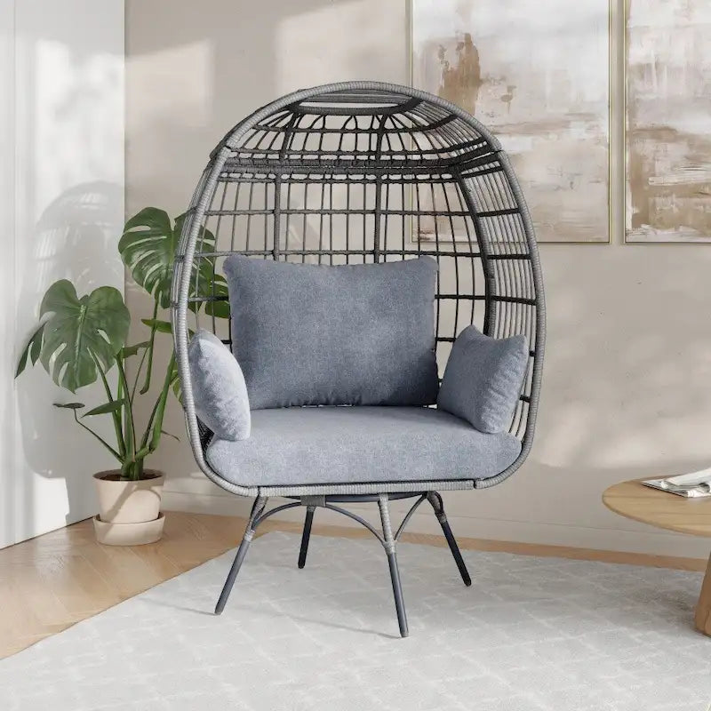 Commercial Indoor/Outdoor Wicker Swivel Lounge Chair with 4 Cushions